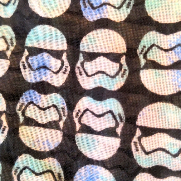 Large Star Wars Storm Trooper Scarf, 24" x 63" - Picture 4 of 5